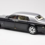 Rolls-Royce Phantom VII EWB Must ja Hõbe Kyosho 1:18 - image 7 of 8