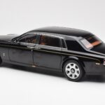 Rolls-Royce Phantom VII EWB Diamond Must Kyosho 1:18 - image 7 of 8