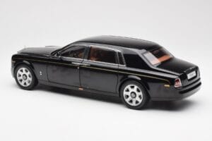 Rolls-Royce Phantom VII EWB Diamond Must Kyosho 1:18 08841DBK2 Metall - pilt 7/8