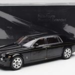 Rolls-Royce Phantom VII EWB Diamond Must Kyosho 1:18 - image 8 of 8