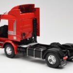 Scania 143M 470 Topline Punane MCG 1:18 - image 5 of 8