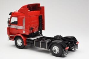 Scania 143M 470 Topline Punane MCG 1:18 MCG18142 Metall - pilt 7/8