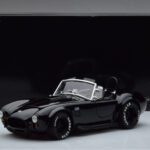 Shelby Cobra 427 S/C Must Kyosho 1:18 - image 9 of 9
