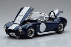 Shelby Cobra 427 S/C Tumesinine Kyosho 1:18 08048DBL Metall - pilt 2/9