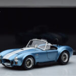 Shelby Cobra 427 S/C Helesinine Kyosho 1:18 - image 9 of 9