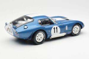 Shelby Daytona Cobra Coupe #11 S. Thompson 24 Hours of Le Mans 1965 CMR 1:18 CMR114 Metall - pilt 3/8