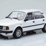 Skoda 130 L Valge IXO 1:18