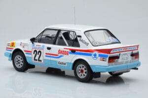 Skoda 130 LR #22 S. Kvaizar / J. Janecek Rally Acropolis 1986 IXO 1:18 18RMC157B Metall - pilt 5/6