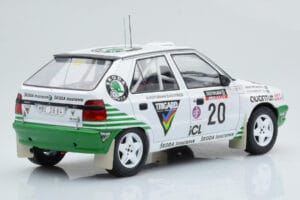 Skoda Felicia #20 S. Blomqvist / B. Cederberg Rally RAC Lombard 1995 IXO 1:18 18RMC147 Metall - pilt 2/6