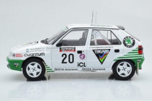 Skoda Felicia #20 S. Blomqvist / B. Cederberg Rally RAC Lombard 1995 IXO 1:18 18RMC147 Metall - pilt 3/6