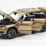 Skoda Kodiaq Kuldne FAW 1:18 - image 2 of 8