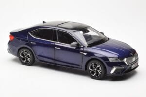 Skoda Octavia Pro Sinine FAW 1:18 ZMR000006BLA Metall - pilt 6/8