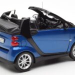 Smart Fortwo 451 Cabrio Sinine & Must Minichamps 1:18 - image 3 of 8