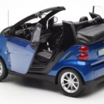 Smart Fortwo 451 Cabrio Sinine & Must Minichamps 1:18 - image 5 of 8