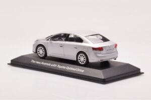 Toyota Avensis T270 Hõbedane Minichamps 1:43 403166903 Metall - pilt 3/4