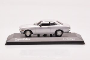 Toyota Celica A20 Hõbedane Minichamps 1:43