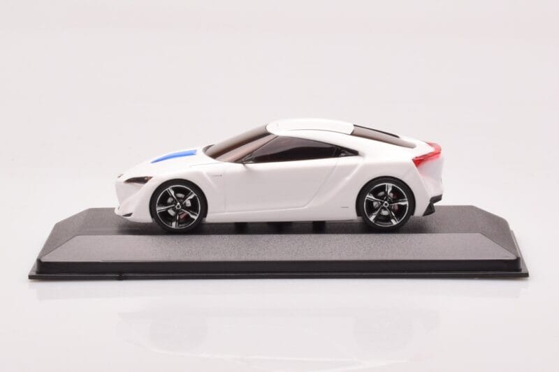 Toyota FT-HS Valge Minichamps 1:43
