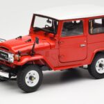 Toyota Land Cruiser FJ40 Van Punane Kyosho 1:18