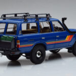 Toyota Land Cruiser 60 Sinine Lisaosadega Kyosho 1:18 - image 3 of 11