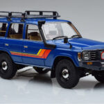 Toyota Land Cruiser 60 Sinine Lisaosadega Kyosho 1:18 - image 5 of 11