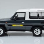 Toyota Land Cruiser LJ73 Hall Otto 1:18 - image 3 of 6