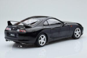Toyota Supra A80 Must LCD 1:18 LCD18020-BL Metall - pilt 2/7