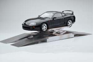 Toyota Supra A80 Must LCD 1:18 LCD18020-BL Metall - pilt 6/7