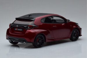 Toyota GR Yaris Punane Otto 1:18 OT1003 Vaik - pilt 2/6