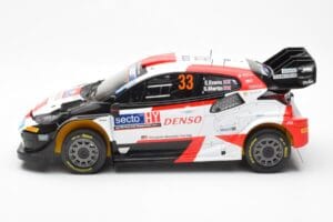 Toyota GR Yaris Rally1 #33 E. Evans / S. Martin Rally Finland 2023 IXO 1:18 18RMC174A Metall - pilt 3/6