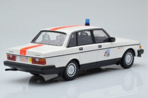 Volvo 240 GL Politsei Belgia Minichamps 1:18 155171492 Metall - pilt 2/6