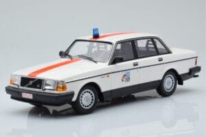 Volvo 240 GL Politsei Belgia Minichamps 1:18