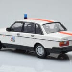 Volvo 240 GL Politsei Belgia Minichamps 1:18 - image 5 of 6