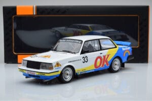 Volvo 240 Turbo Beckers #33 Andersson / Petersson / Linder ETCC Zolder 1985 IXO 1:18 18RMC105B Metall - pilt 6/6
