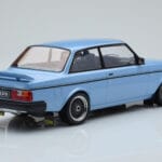 Volvo 240 Turbo Helesininine IXO 1:18 - image 2 of 6
