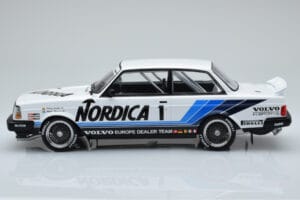 Volvo 240 Turbo Nordica #1 J. Cecotto / A. Olafsson ETCC Brno 1986 IXO 1:18 18RMC087 Metall - pilt 3/6