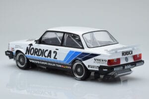 Volvo 240 Turbo Nordica #2 U. Granberg / T. Lindstrom ETCC Brno 1986 IXO 1:18 18RMC088 Metall - pilt 5/6