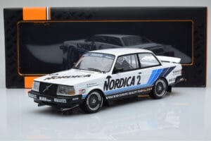 Volvo 240 Turbo Nordica #2 U. Granberg / T. Lindstrom ETCC Brno 1986 IXO 1:18 18RMC088 Metall - pilt 6/6