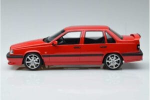 Volvo 850 R Otto 1:18 OT427 Metall - pilt 3/6