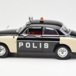 Volvo P121 Politsei Revell 1:18 - image 4 of 8