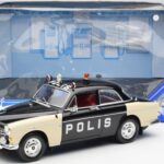 Volvo P121 Politsei Revell 1:18 - image 8 of 8