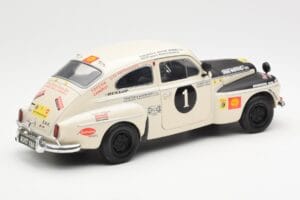 Volvo PV 544 Rally Revell 1:18 8922 Metall - pilt 3/8
