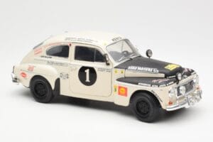 Volvo PV 544 Rally Revell 1:18 8922 Metall - pilt 6/8