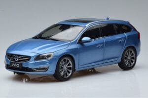 Volvo V60 D3 Power Sinine FAW 1:18 9430839 Metall