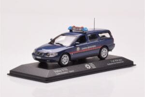 Volvo V70 Garde Frontiere Suisse Minichamps 1:43 430171899 Metall - pilt 2/4