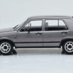 Volkswagen Golf GTI Mk2 Hall MCG 1:18 - image 3 of 6