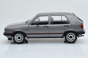 Volkswagen Golf GTI Mk2 Hall MCG 1:18 MCG18390 Metall - pilt 3/6