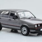 Volkswagen Golf GTI Mk2 Hall MCG 1:18 - image 4 of 6
