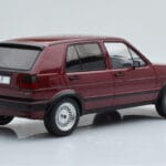 Volkswagen Golf GTI Mk2 Punane MCG 1:18 - image 2 of 6