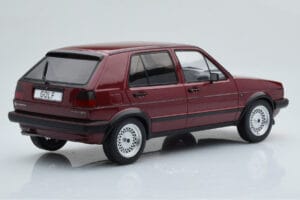 Volkswagen Golf GTI Mk2 Punane MCG 1:18 MCG18391 Metall - pilt 2/6