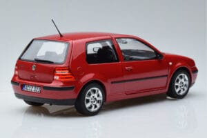Volkswagen Golf Mk4 Punane Norev 1:18 188573 Metall - pilt 3/7